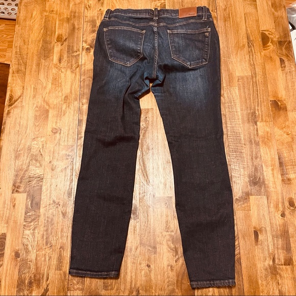 Madewell Skinny Skinny Jeans in Waterfall Wash - Picture 3 of 3